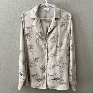Le Lis Floral Blouse